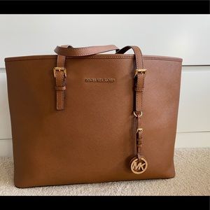 Michael Kors tote in brown